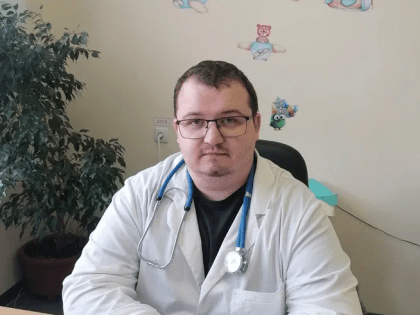 Польза от вакцинации превышает потенциальные риски