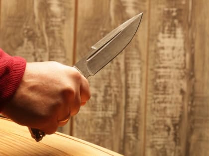 Тюменец  ударом ножа в живот хотел решить конфликт с отчимом