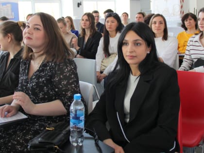 Врачи обсудили практический и научный опыт в оказании медицинской помощи детям