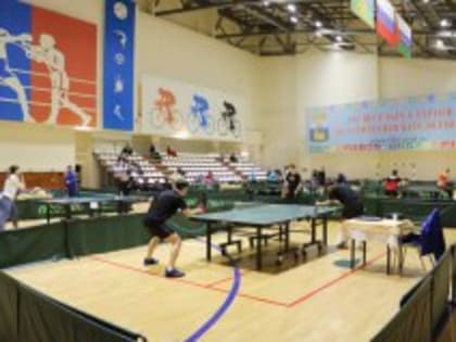 В Увате стартовал чемпионат УФО по настольному теннису
