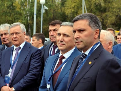 На Тюменский нефтегазовый форум прибыл министр природных ресурсов Д.Кобылкин и замминистра энергетики П.Сорокин