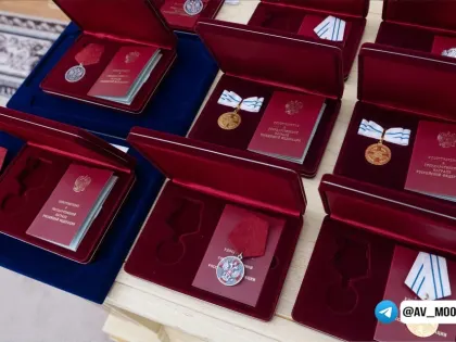 Семьи Зиновьевых и Койше удостоены медалей «Родительская слава»