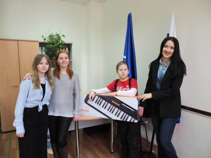 Эрнест Валеев поучаствовал в благотворительной акции «Елка желаний»