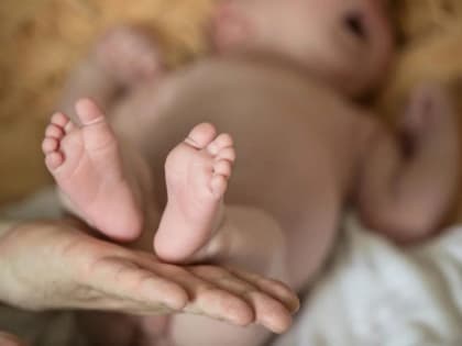 Тюменские медики спасли от смерти трехмесячного младенца с менингитом