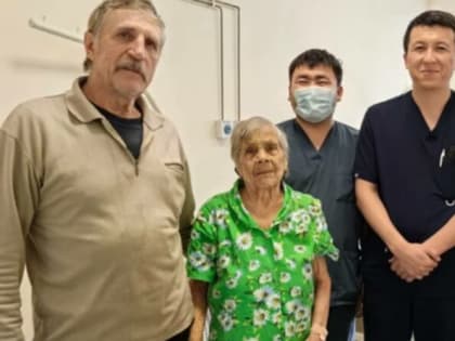 95-летняя пенсионерка спасена благодаря срочной операции на яичниках