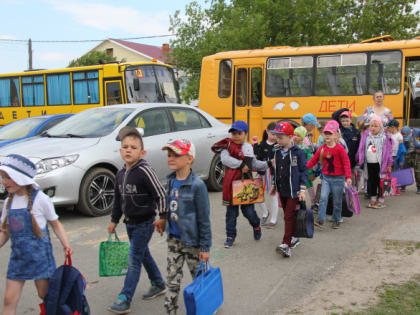 Пока школьники отдыхают, дошколята учатся