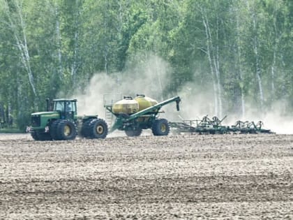 Агропредприятия Тюменской области посеяли 10 тысяч тонн элитных семян
