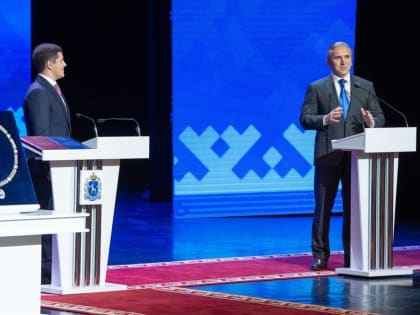 Владимир Якушев и Александр Моор поздравили Дмитрия Артюхова с переизбранием на пост губернатора Ямала