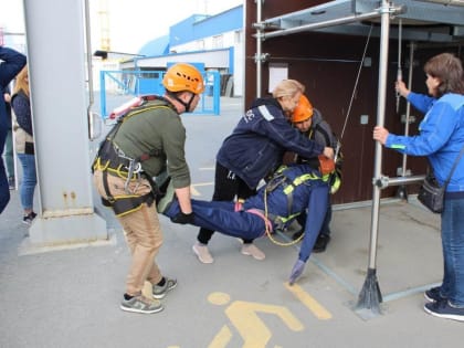 До 115 тысяч рублей по страховке могут получить пострадавшие на производстве в Тюменской области