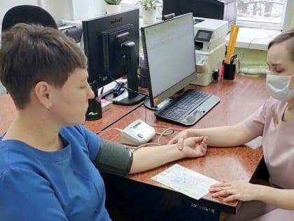 Молодые медики едут работать в села Тюменской области