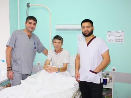 Тобольские травматологи спасли мужчину с многочисленными переломами 