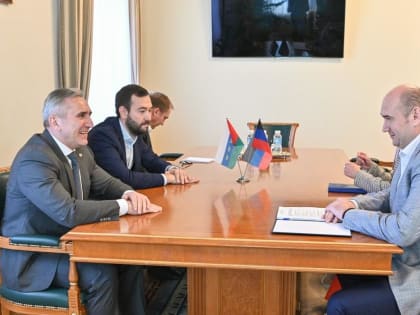 Александр Моор и председатель правительства ДНР Евгений Солнцев обсудили развитие межрегионального сотрудничества