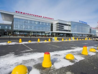 В тюменском аэропорту в самолете с 40 пассажирами произошло задымление