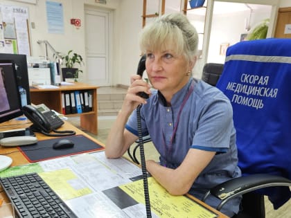 Ложный вызов или спасение жизни: тюменцам рассказали, что предпринять до вызова скорой помощи