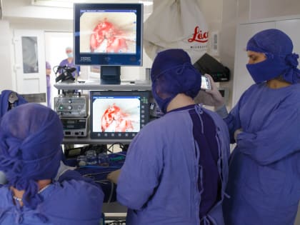 В тюменской больнице спасли мужчину с серьезной травмой руки