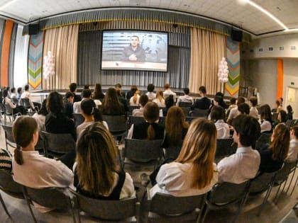 29 уроков по финграмотности проведут для школьников Тюменской области эксперты ЦБ