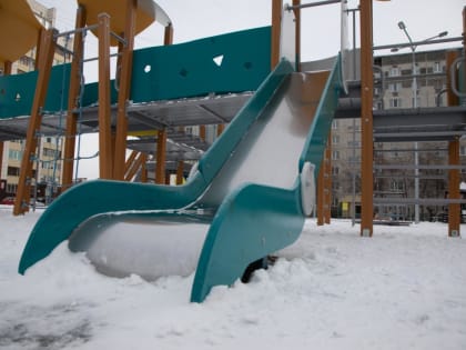 Куда обращаться, если ребенок получил травму в детсаду или в школе