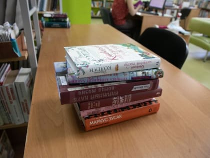 Тюменцам рекомендуют лучшие книги с рождественскими историями