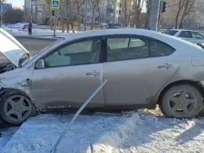 В аварии на ул. Щербакова в Тюмени пострадала 17-летная пассажирка иномарки