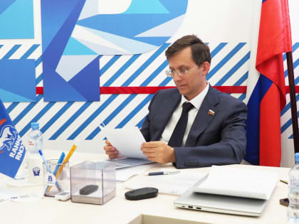 Сенатор поможет тюменцам разобраться в сложных вопросах