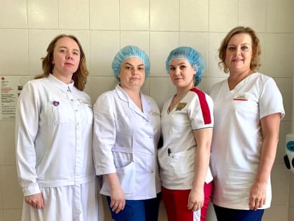 Медицинская сестра убедила пациентку с раком груди решиться на операцию