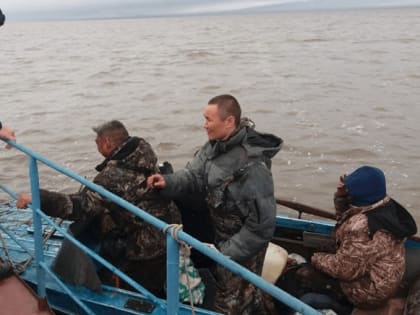 Ямальские спасатели помогли заблудившимся тундровикам