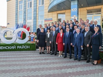 Владимир Якушев и Александр Моор встретились с жителями Тюменского района на 100-летнем юбилее муниципалитета