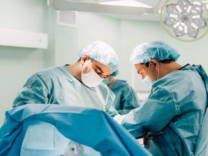 Тюменские онкологи спасли от рака пожилого оренбуржца