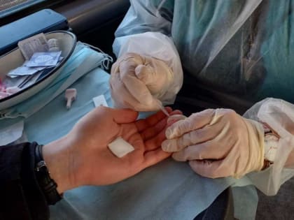 Жителям Тюмени предлагают узнать свой ВИЧ-статус за пять минут