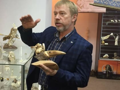 В галерее "Легенды Сибири" пройдет встреча с косторезом и палеоквест