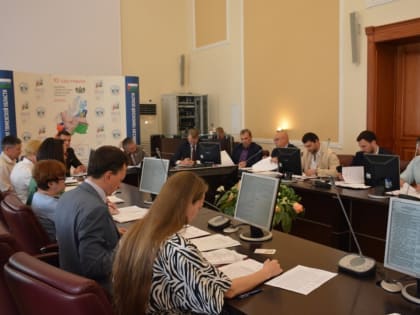 Моор, Левченко, Пискайкин и Садовников зарегистрированы кандидатами на пост губернатора Тюменской области