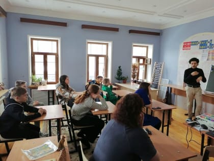 Иностранные студенты в гостях у тюменских школьников