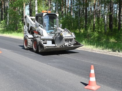 В Заводоуковском округе обновили 4,5 километра дорожного полотна до Новолыбаево