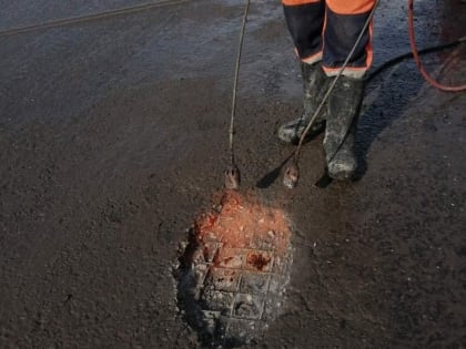 На Обходе Тюмени восстановлено дорожное покрытие