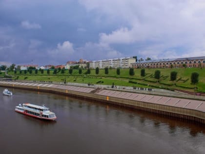 В Тюмени 25 августа ожидается пасмурный день и сильный ветер с порывами до 11 метров в секунду