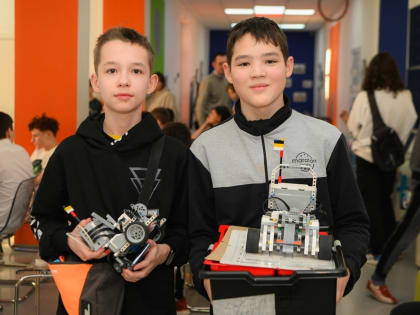 Ялуторовчане одержали большинство побед в робофутбольных матчах