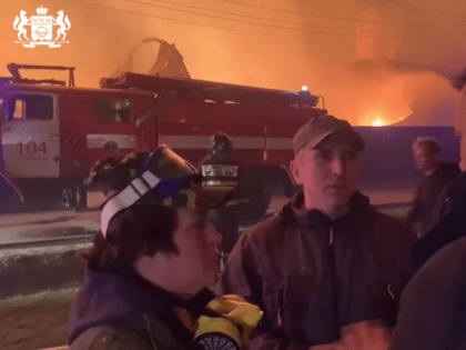 В селе Успенка остановили распространение огня