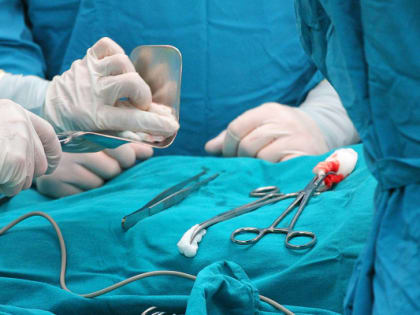 Тюменские врачи спасли пациентку с опасной патологией