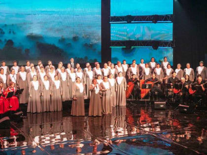 Сводный хор Тобольского района дал благотворительный концерт, посвящённый женской доле в годы войны