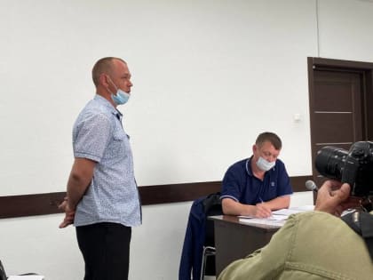 В Тюмени полицейского за стрельбу в человека ограничили в свободе на полгода