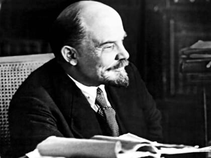 21 января – возложения цветов к памятникам В.И. Ленину в Тюмени, Ишиме, Ярково и других городах и райцентрах Тюменской области