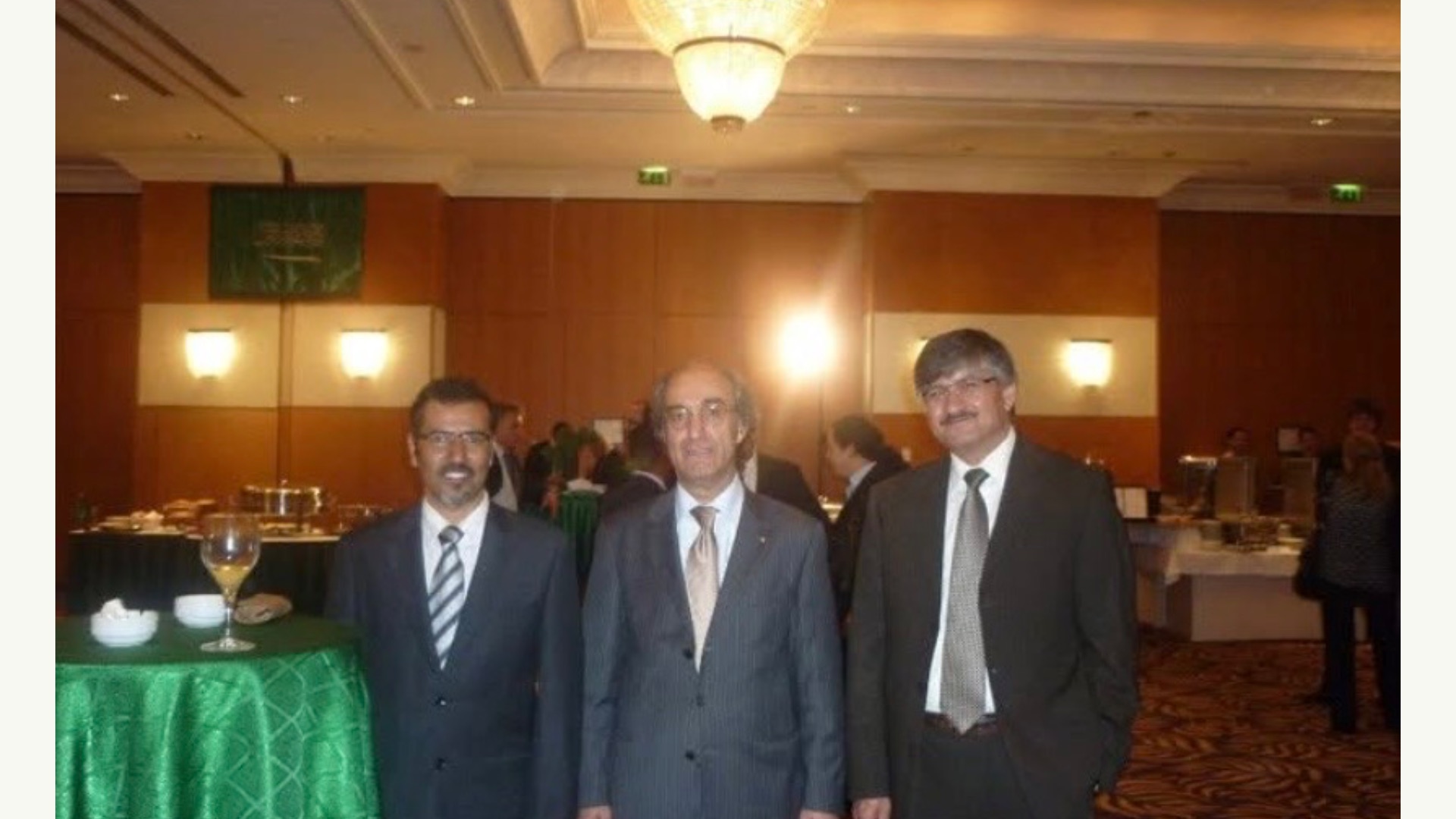2010.. الجواد الرابح يعزز حضوره الدولي بزيارة السفارة السعودية في المجر - صورة 4