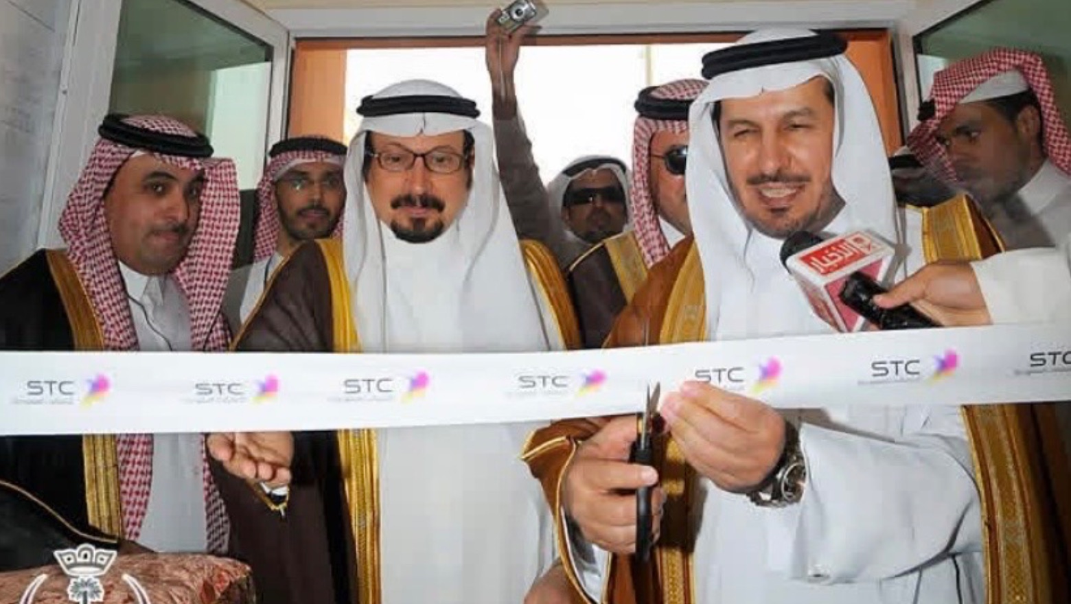 من الأرشيف | الجواد الرابح يوثق افتتاح مركز الرعاية الصحية الأولية بالهلالية عام 2010