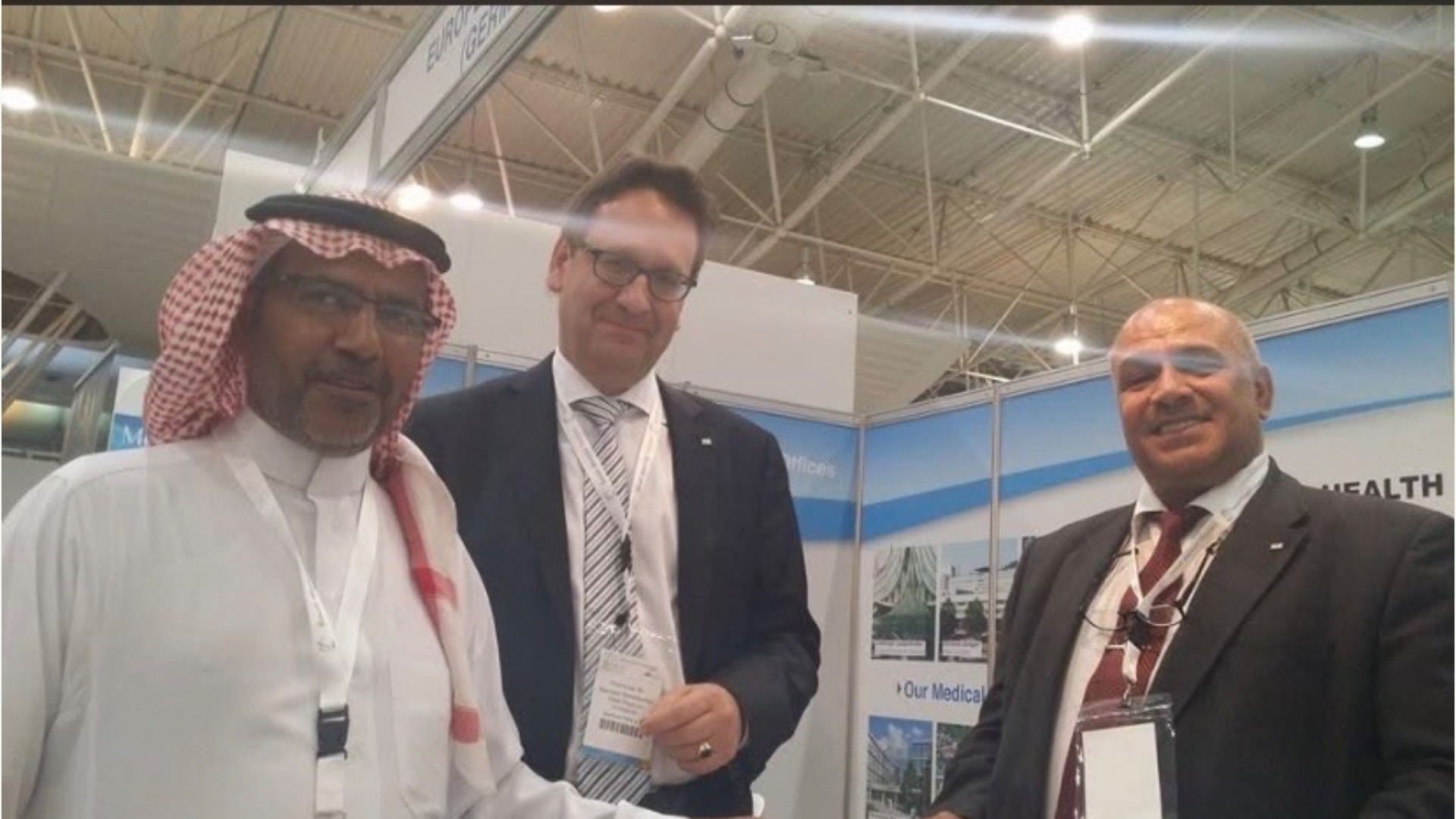 الجواد الرابح يوسع شراكاته الدولية في المعرض السعودي للسياحة العلاجية 2014 - صورة 4