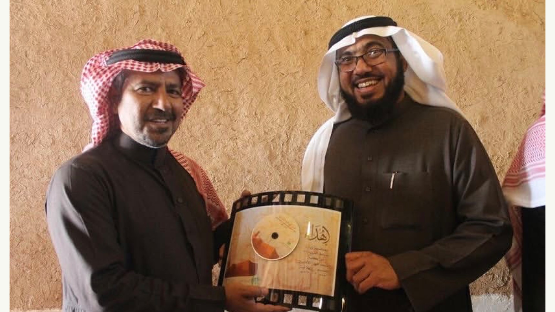 الجواد الرابح يستقبل وفد ضباط دورة 39 ويقدم فيلمًا يوثق تاريخ الهلالية التراثيه - صورة 3