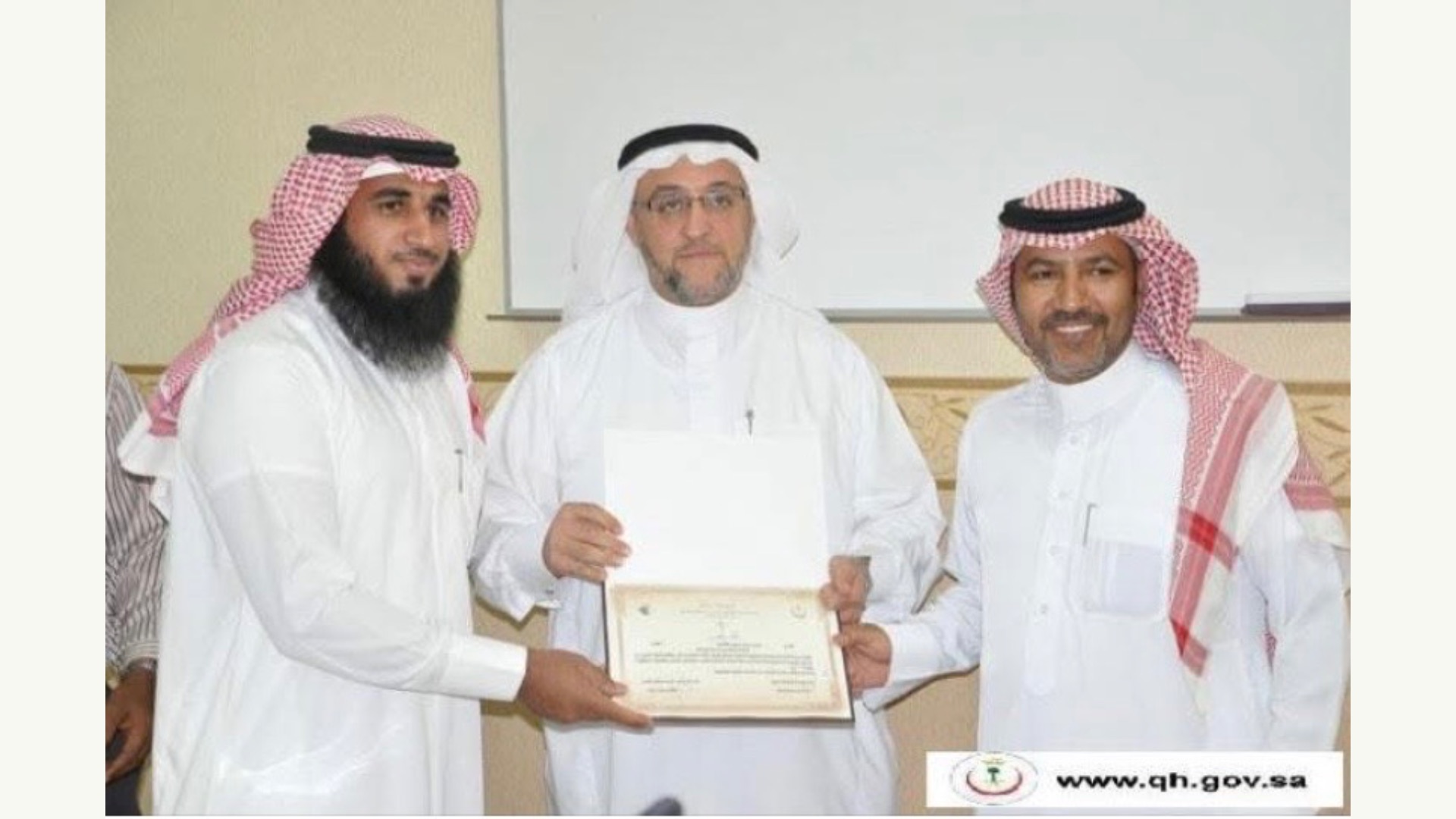 عبدالله الصالحي يساهم في تحقيق جائزة التميز لقطاع الصحة العامة بالبكيرية على مستوى القصيم - صورة 2