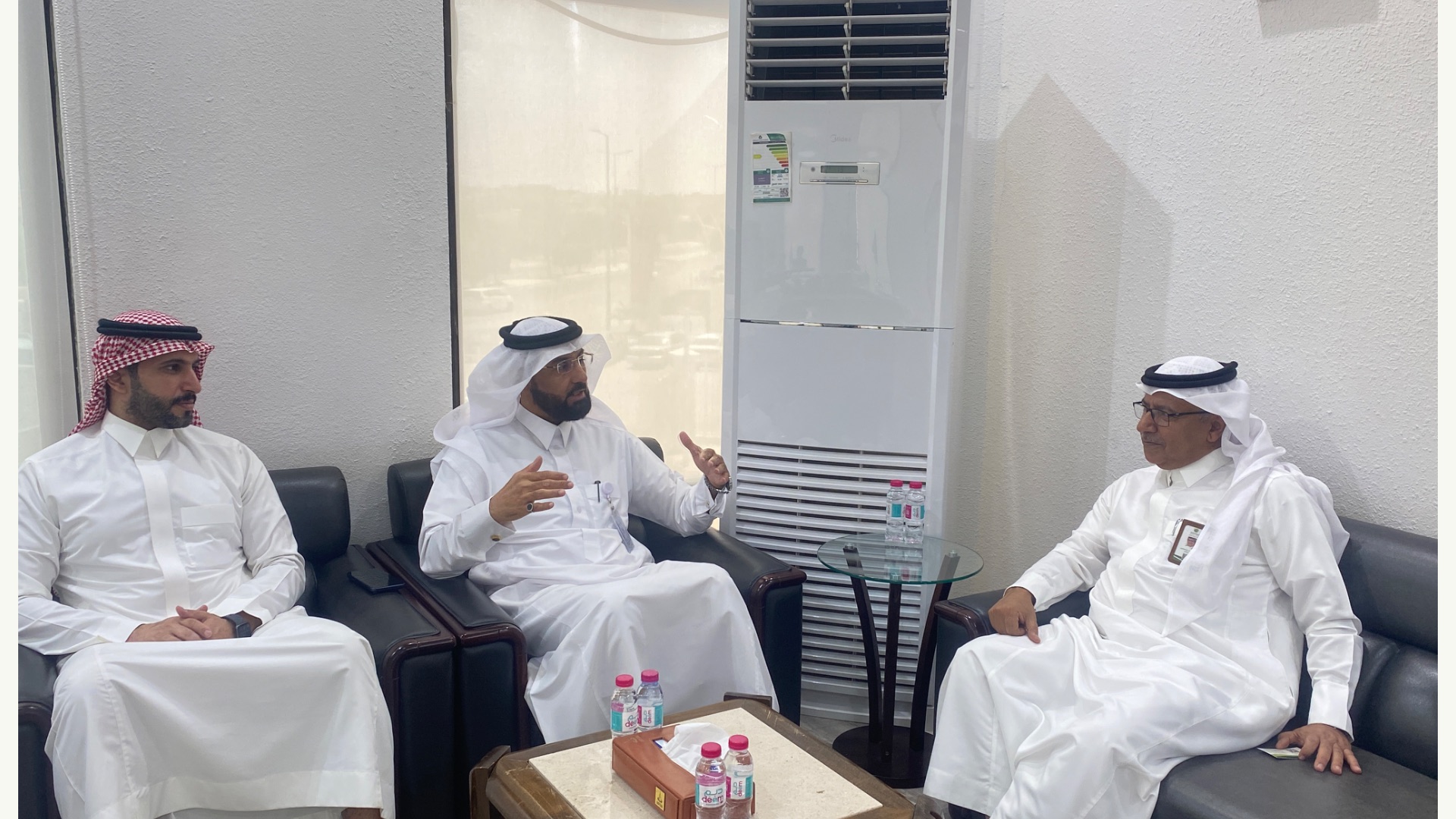 الجواد الرابح يبحث فرص التعاون الإعلامي مع غرفة القصيم - صورة 2