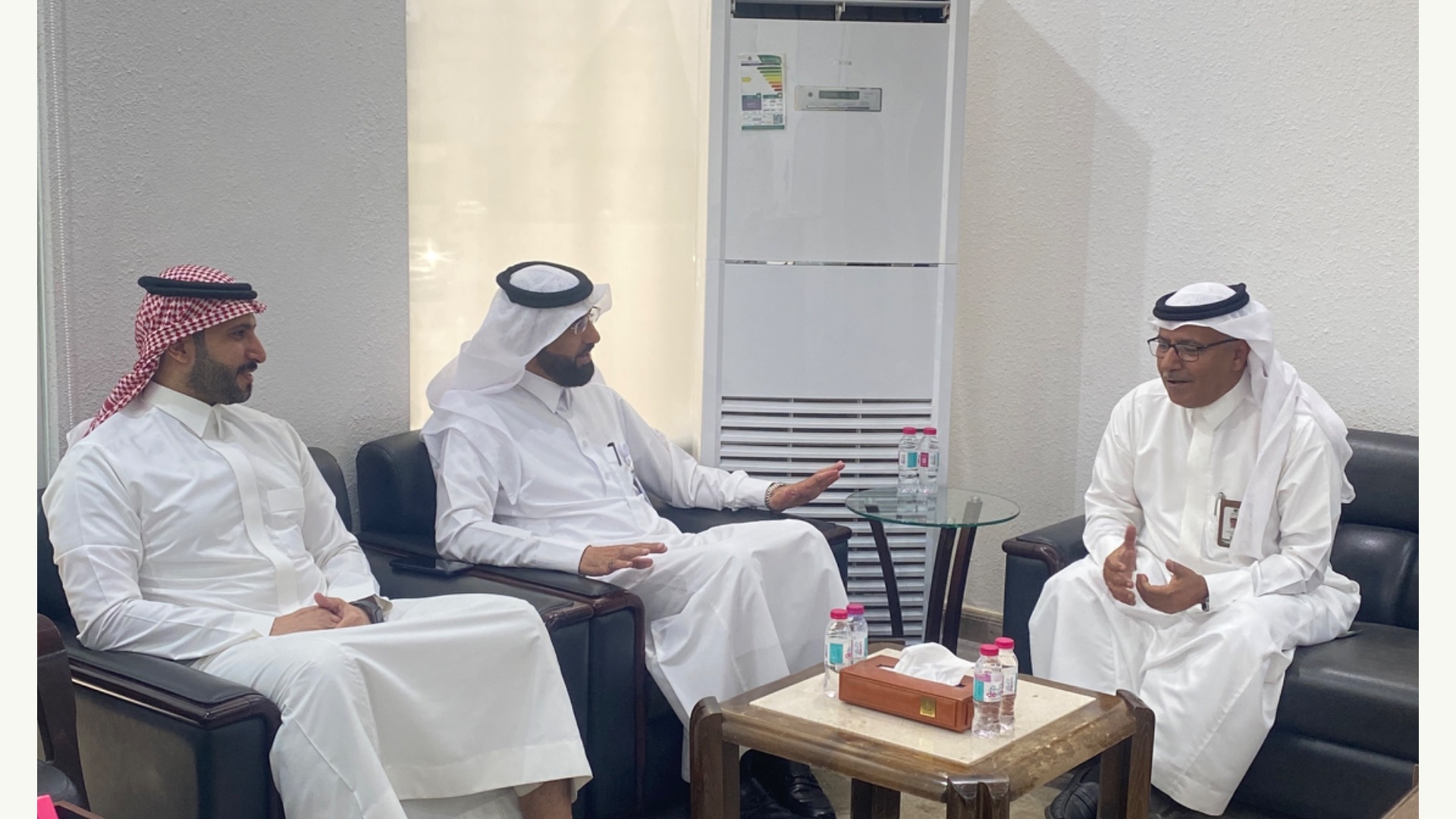 الجواد الرابح يبحث فرص التعاون الإعلامي مع غرفة القصيم - صورة 4