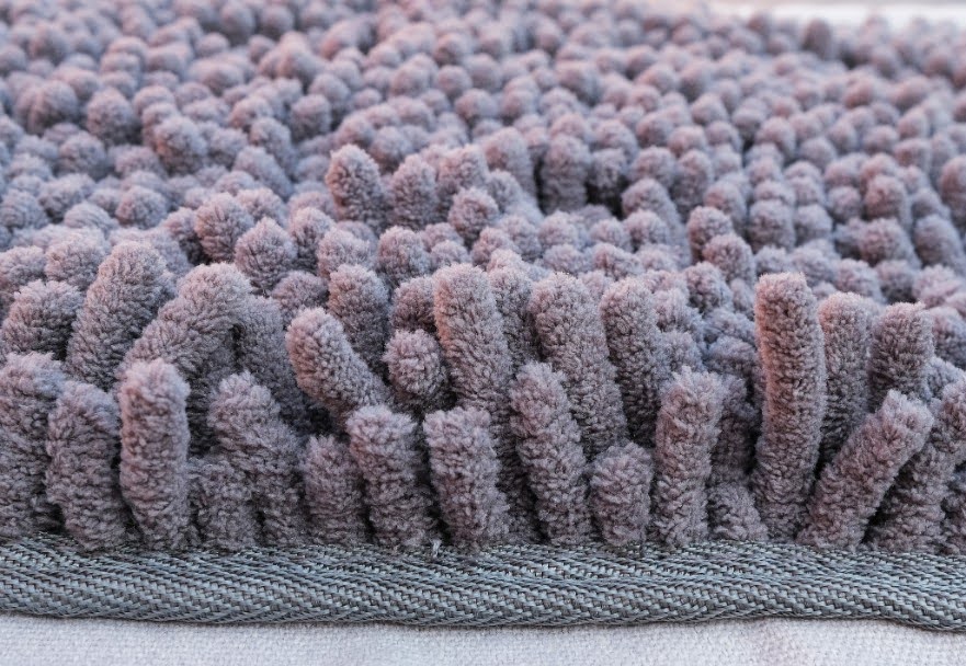 Plush mop texture detail of snuffle mat