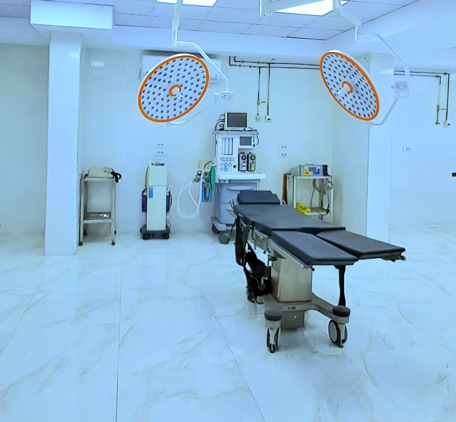 Center Interior 4